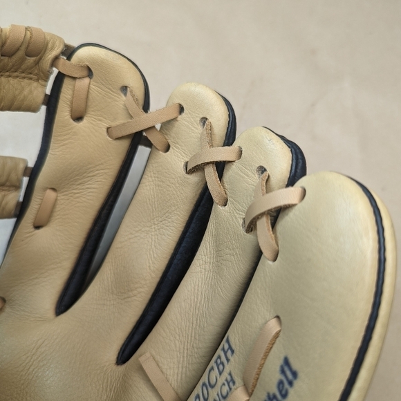 Rawlings P120CBH 12" Prodigy Series Sure Catch . New. Never used. Right hand thr - Picture 5 of 9